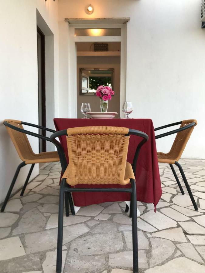Apartmani Urlic Sreser Luaran gambar